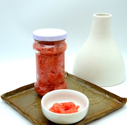 340g Ginger Slice White And Pink conservado doce chinês na garrafa